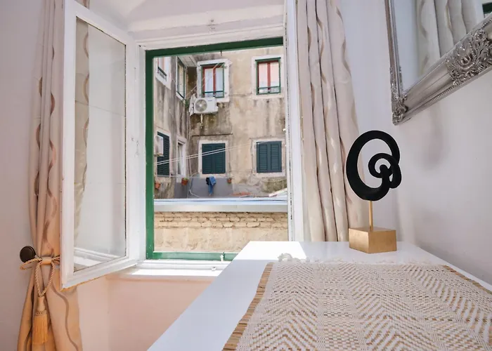 Galeriana Palace Bei Litto By Interhome Apartment Split