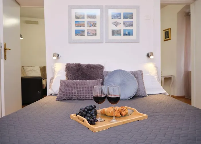 Galeriana Palace Bei Litto By Interhome Apartment Split