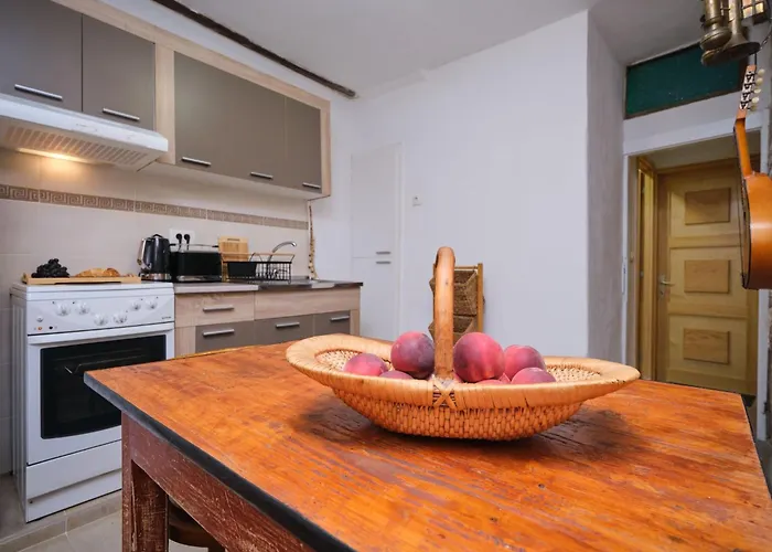 Apartment Galeriana Palace Bei Litto By Interhome *