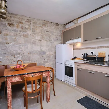 아파트 Galeriana Palace Bei Litto By Interhome *