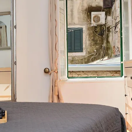 Galeriana Palace Bei Litto By Interhome *