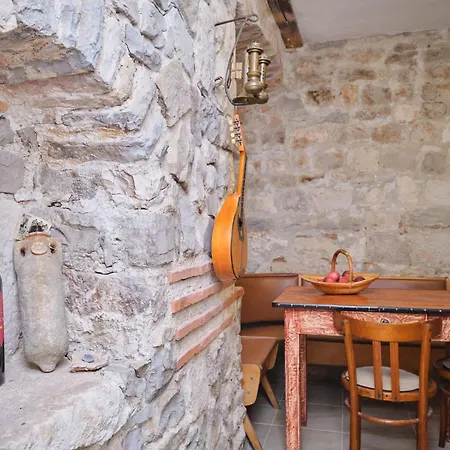 아파트 Galeriana Palace Bei Litto By Interhome